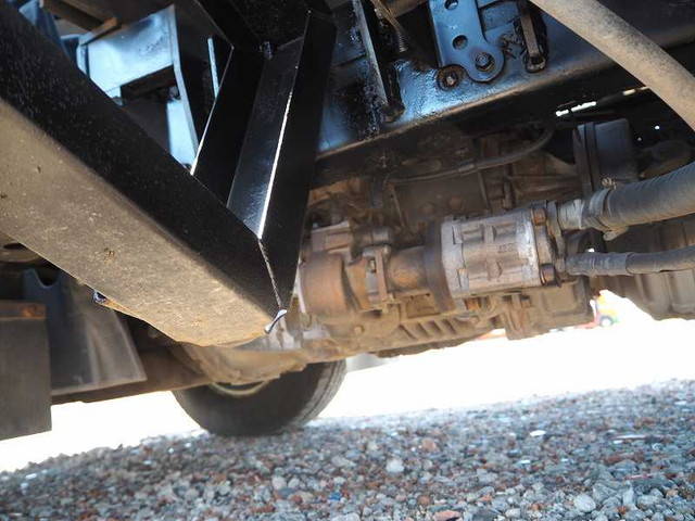 いすゞエルフクレーン3段小型（2t・3t）[写真28]