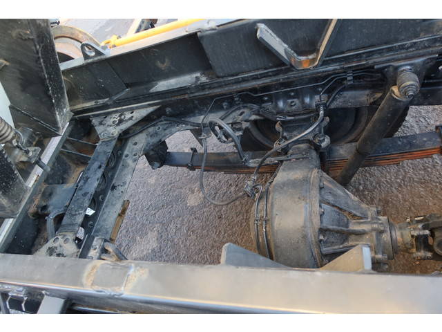 いすゞエルフコンテナ専用車小型（2t・3t）[写真12]