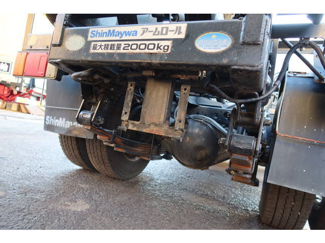 いすゞエルフコンテナ専用車小型（2t・3t）[写真03]