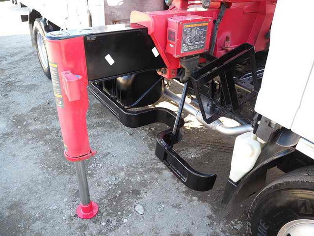 いすゞエルフクレーン3段小型（2t・3t）[写真20]