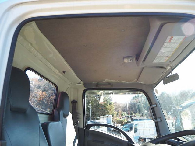 いすゞエルフクレーン3段小型（2t・3t）[写真34]