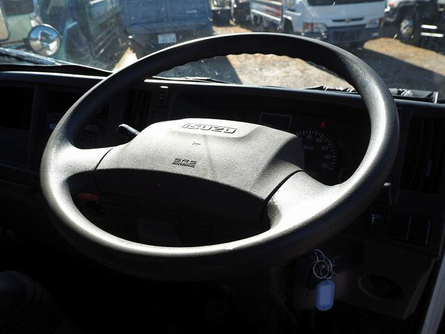 いすゞエルフクレーン3段小型（2t・3t）[写真35]