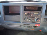 いすゞエルフクレーン3段小型（2t・3t）[写真37]