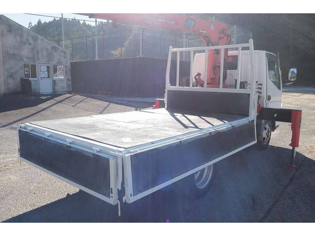 三菱ふそうキャンタークレーン4段小型（2t・3t）[写真18]