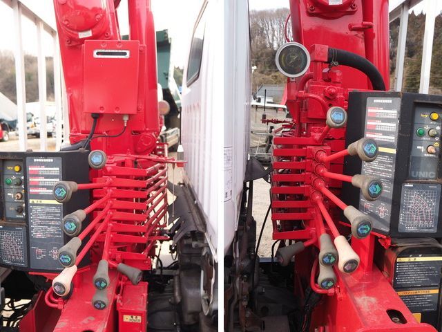 三菱ふそうキャンタークレーン4段小型（2t・3t）[写真18]