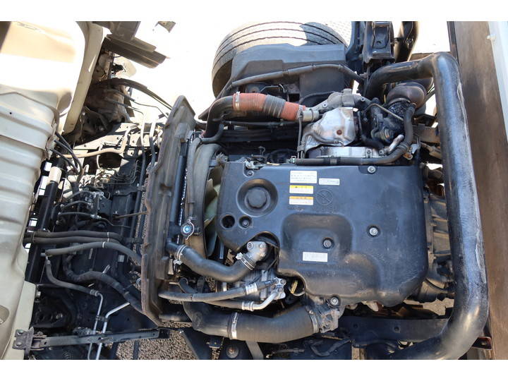 いすゞエルフ平ボディ小型（2t・3t）[写真17]