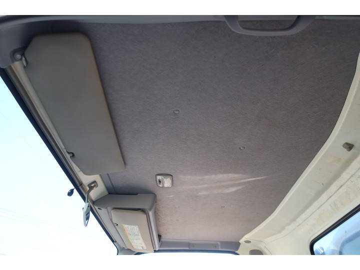 いすゞエルフ平ボディ小型（2t・3t）[写真26]