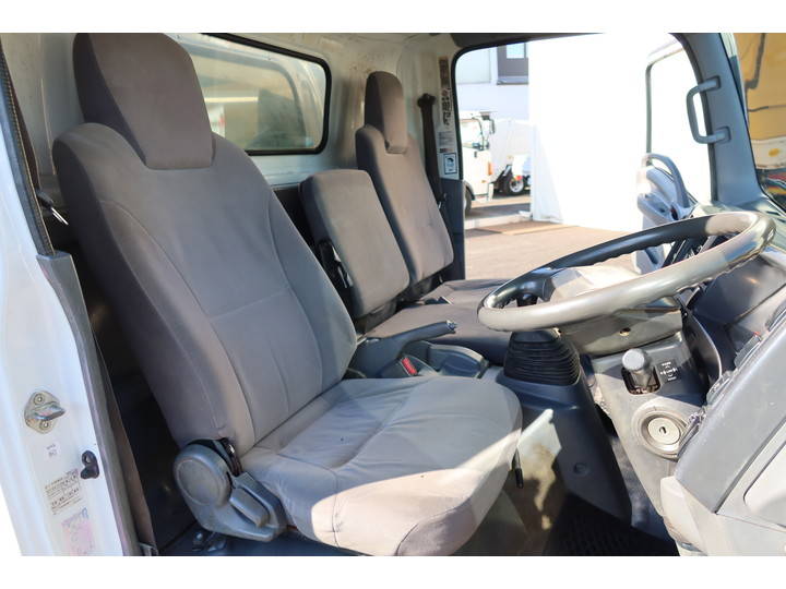 いすゞエルフ平ボディ小型（2t・3t）[写真28]