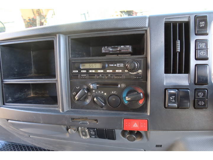 いすゞエルフ平ボディ小型（2t・3t）[写真29]