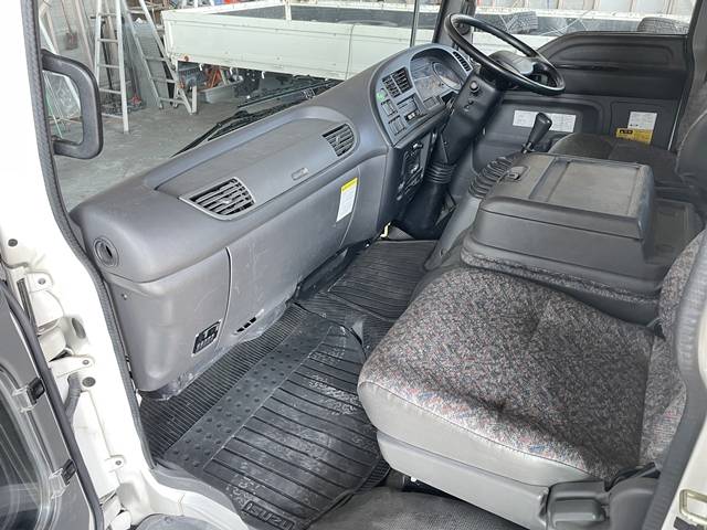 いすゞフォワードダンプ中型（4t）[写真30]