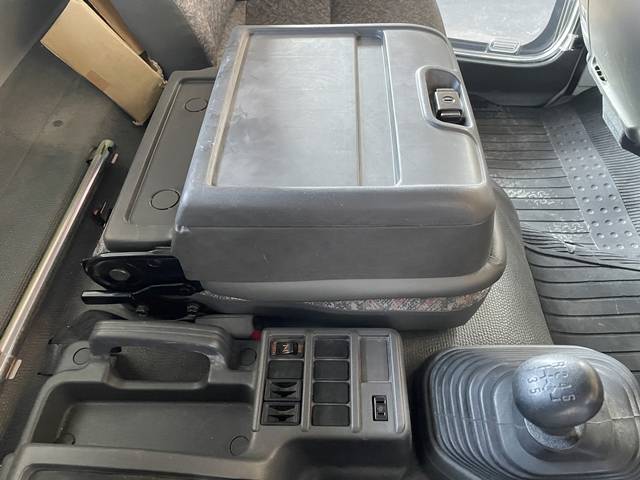 いすゞフォワードダンプ中型（4t）[写真35]