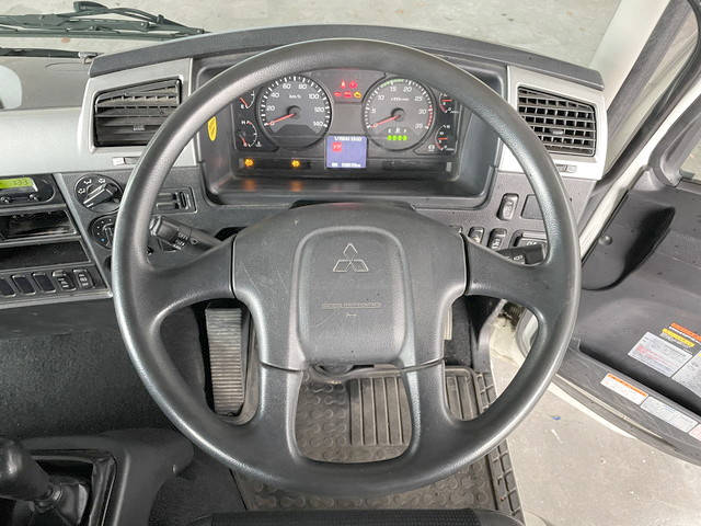 三菱ふそうファイタークレーン4段増トン（6t・8t）[写真34]