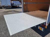 いすゞエルフパネルバン小型（2t・3t）[写真10]