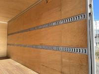 いすゞエルフパネルバン小型（2t・3t）[写真14]