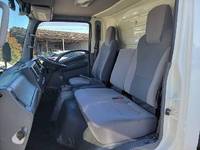 いすゞエルフパネルバン小型（2t・3t）[写真30]