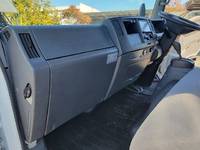 いすゞエルフパネルバン小型（2t・3t）[写真31]