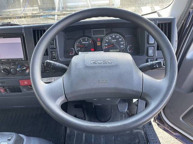 いすゞエルフパネルバン小型（2t・3t）[写真36]