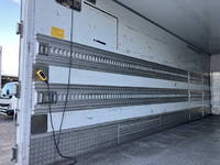 三菱ふそうファイター冷凍車（冷蔵車）中型（4t）[写真12]