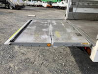 三菱ふそうファイター冷凍車（冷蔵車）中型（4t）[写真18]