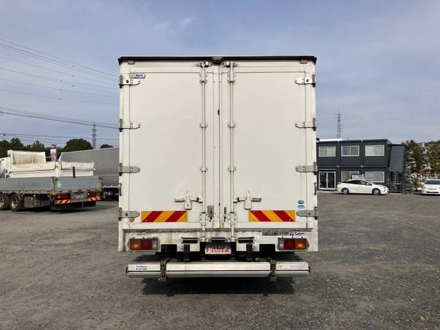 三菱ふそうファイター冷凍車（冷蔵車）中型（4t）[写真09]