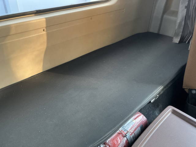 日野レンジャーアルミウイング中型（4t）[写真36]