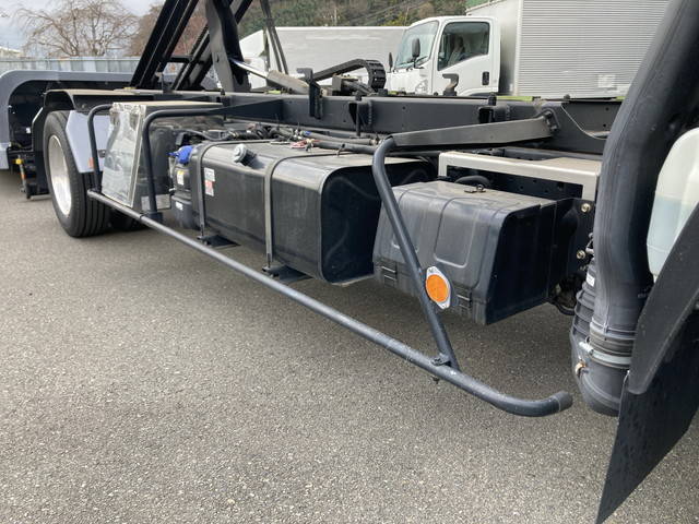 いすゞエルフセーフティローダー小型（2t・3t）[写真17]