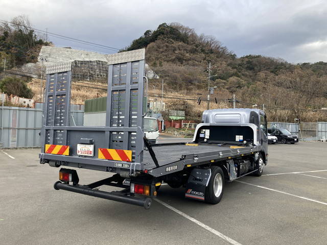 いすゞエルフセーフティローダー小型（2t・3t）[写真02]