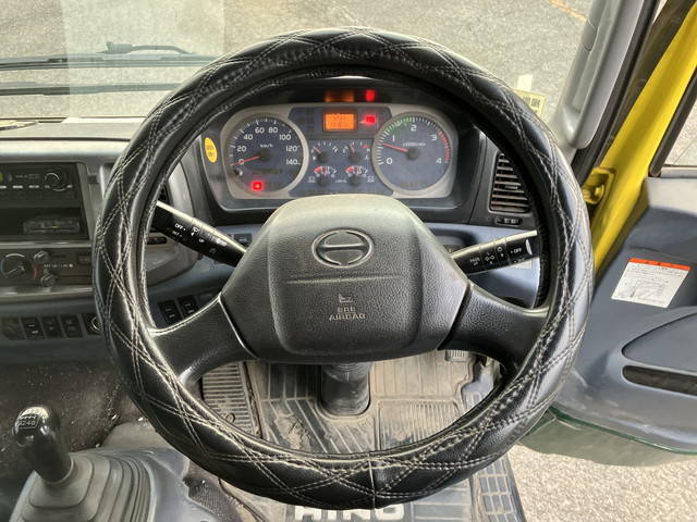 日野レンジャークレーン5段増トン（6t・8t）[写真35]