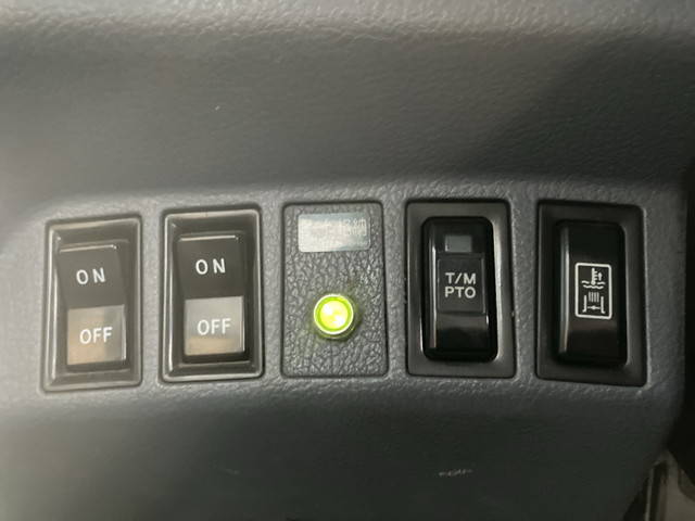 日野レンジャークレーン5段増トン（6t・8t）[写真38]