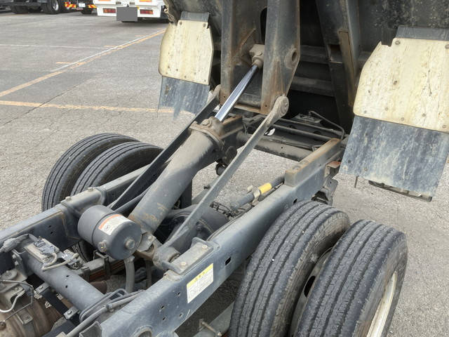 トヨタトヨエースダンプ小型（2t・3t）[写真14]