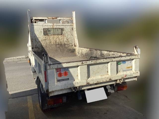 トヨタトヨエースダンプ小型（2t・3t）[写真02]