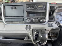 三菱ふそうキャンター平ボディ小型（2t・3t）[写真34]