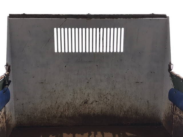 三菱ふそうキャンターダンプ小型（2t・3t）[写真14]