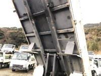 三菱ふそうキャンターダンプ小型（2t・3t）[写真18]