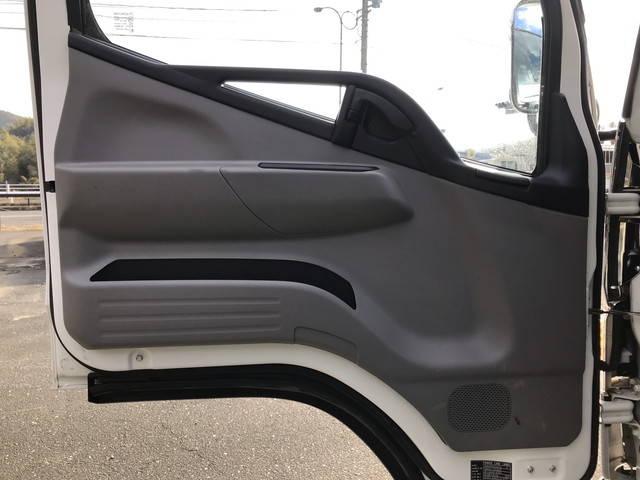 三菱ふそうキャンターダンプ小型（2t・3t）[写真29]