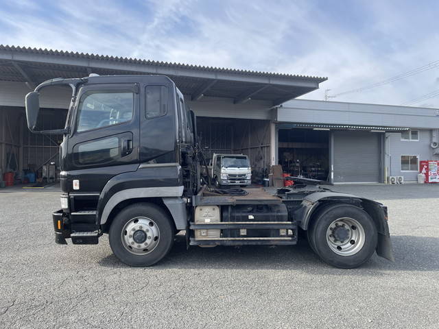 三菱ふそうスーパーグレートトレーラーヘッド（トラクターヘッド）大型（10t）[写真05]