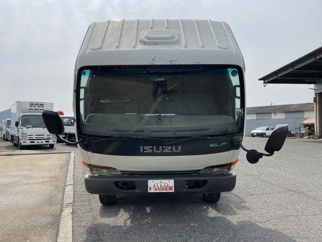 いすゞエルフセルフクレーン3段小型（2t・3t）[写真10]