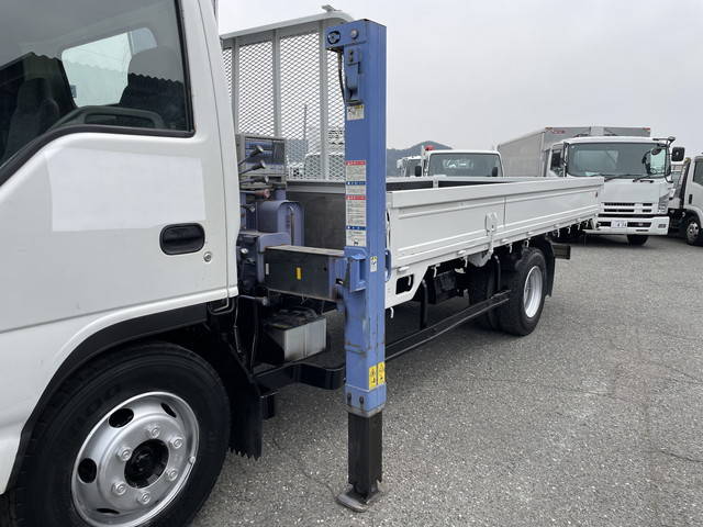 いすゞエルフセルフクレーン3段小型（2t・3t）[写真18]