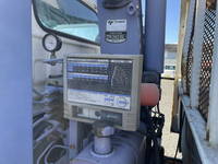 いすゞエルフセルフクレーン3段小型（2t・3t）[写真19]