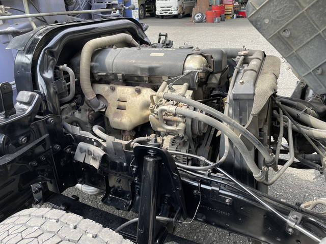 いすゞエルフセルフクレーン3段小型（2t・3t）[写真30]