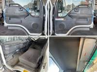 いすゞエルフセルフクレーン3段小型（2t・3t）[写真31]