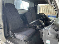 いすゞエルフセルフクレーン3段小型（2t・3t）[写真33]