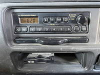 いすゞエルフセルフクレーン3段小型（2t・3t）[写真38]