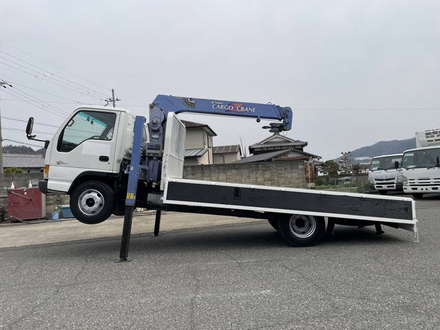 いすゞエルフセルフクレーン3段小型（2t・3t）[写真06]