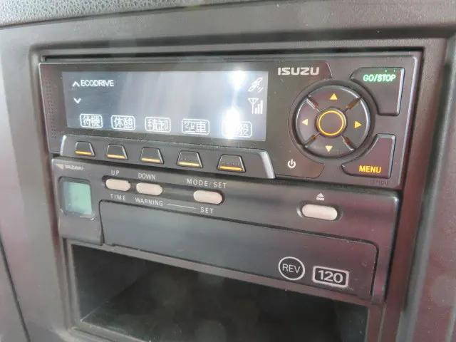 いすゞギガトレーラーヘッド（トラクターヘッド）大型（10t）[写真15]