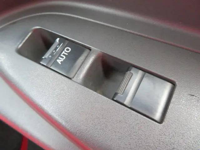 いすゞギガトレーラーヘッド（トラクターヘッド）大型（10t）[写真17]