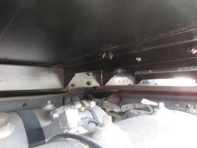 いすゞギガトレーラーヘッド（トラクターヘッド）大型（10t）[写真38]