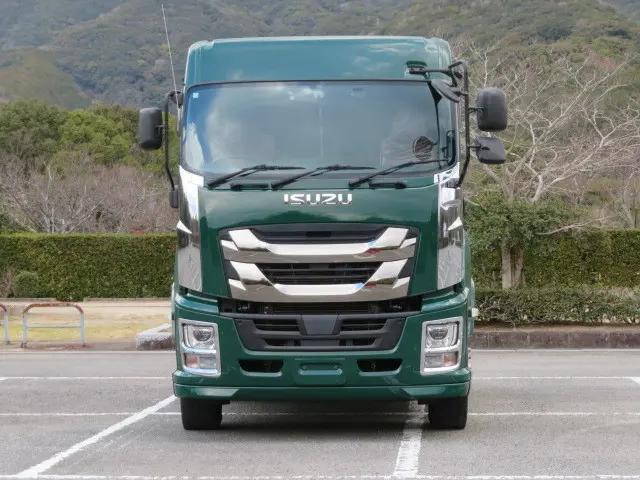 いすゞギガトレーラーヘッド（トラクターヘッド）大型（10t）[写真05]