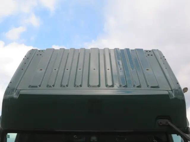 いすゞギガトレーラーヘッド（トラクターヘッド）大型（10t）[写真06]