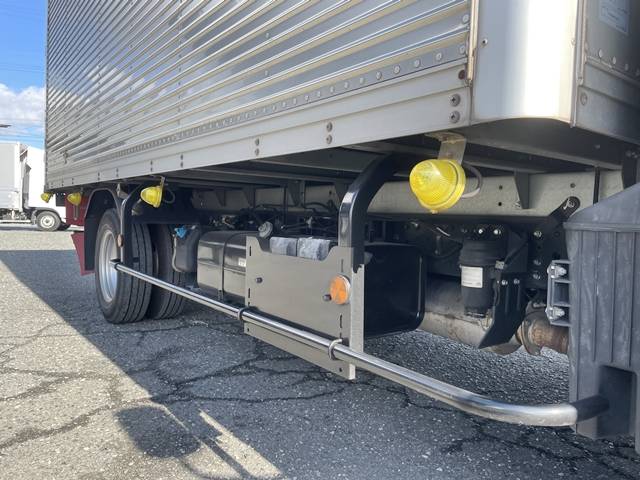 三菱ふそうキャンターアルミバン小型（2t・3t）[写真17]